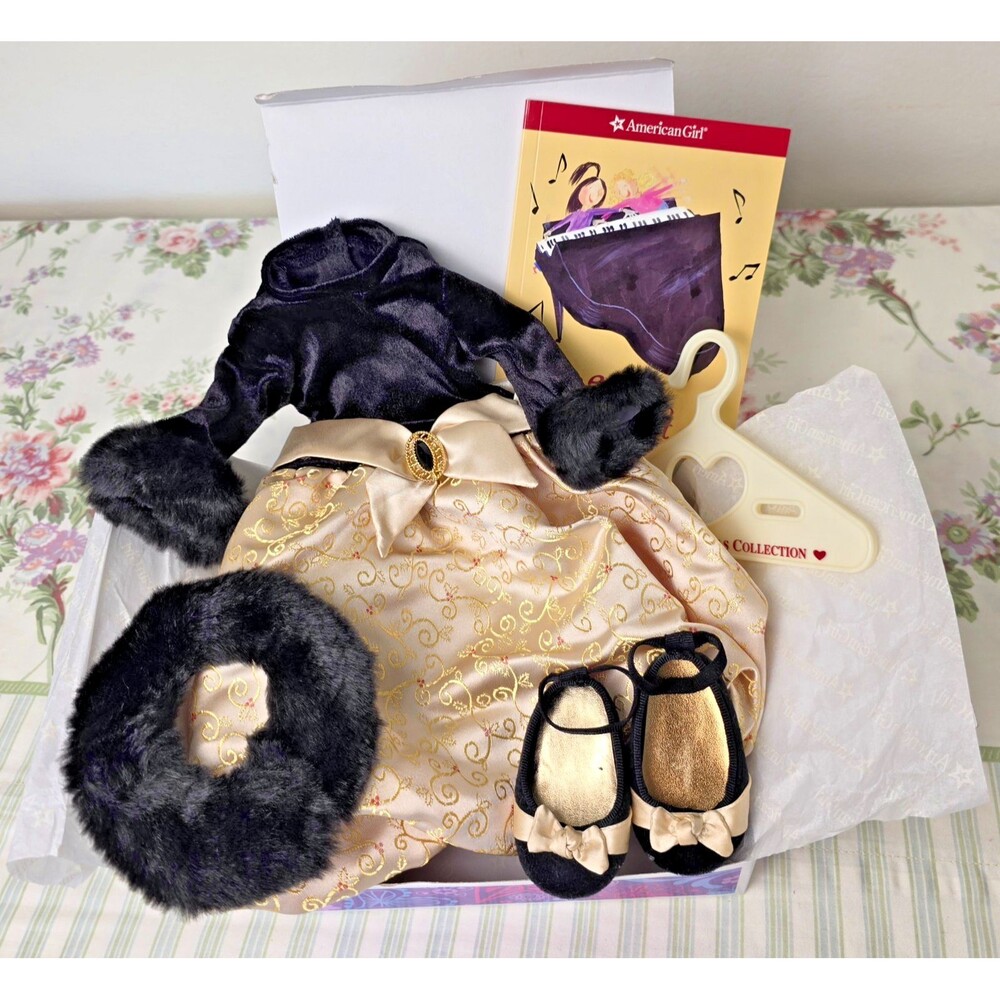 AMERICAN GIRL (JLY) "Midnight Holly" Outfit COMPLETE SET In Original Box Retired